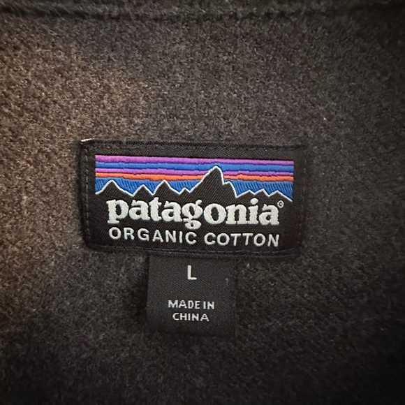 Patagonia Botton Up Shirt - Picture 2 of 3